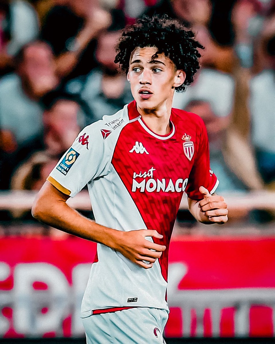 🌟 AS Monaco, so happy with Maghnes Akliouche (2002) after his performance vs OM. Two goals, one assist and 89% pass accuracy for France U21 talent — he was the MOTM. One to watch — he’s now represented by DW Sports management, under contract at Monaco until June 2026.