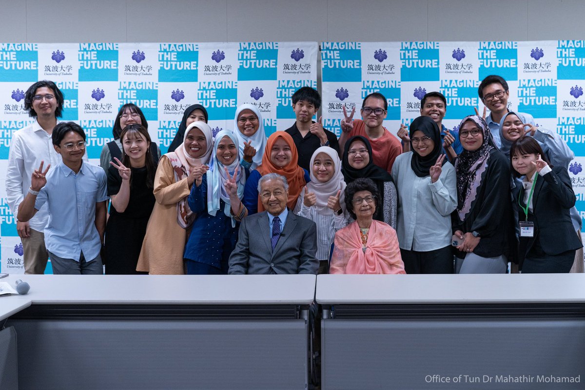 chedetofficial's tweet photo. It is indeed a pleasure to be invited here to attend the 50th Anniversary of the University of Tsukuba.
 
I understand the institution is actually 151 years old, but it has become a university in the last 50 years.
 
The university has enjoyed such a sterling reputation, and the students, who studied here, had benefitted tremendously.
 
I would like to take this opportunity to congratulate Tsukuba University on achieving this important and significant milestone.
 
Japanese educationists’ must be aware about Malaysia’s Look East Policy.
 
I first visited Japan in 1961 and I was impressed with the Japanese work culture, commitment, dedication and concern over quality. I thought that if Malaysians adopt this culture we too could be successful. Hence the Look East Policy.

Since the adoption of this policy, Malaysia had sent 26,000 students to Japan.
 
But if a Japanese University is located in Malaysia, more students from many countries would benefit from Japanese systems of education and Japanese work ethics.
 
I believe Tsukuba University has decided to launch its branch in Malaysia by September 2024.
 
At present there are branch universities from the United Kingdom (UK), Australia, India and China. They are doing well. Students come from Africa, Central Asia and Asean countries.
 
The reason why Malaysia is popular for higher education is because the cost in Malaysia is low. I believe Tsukuba University’s decision to set up a branch university in Malaysia will be equally successful.
 
I am sure it will enhance the good relations between Malaysia and Japan. There will also be opportunities for working with Malaysian universities.
 
Once again I would like to congratulate Tsukuba University for its success in the 50 years of its foundation.

Thank you.