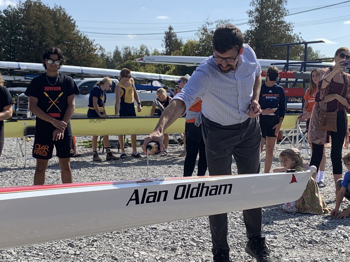 Alan Carey Oldham tweet media