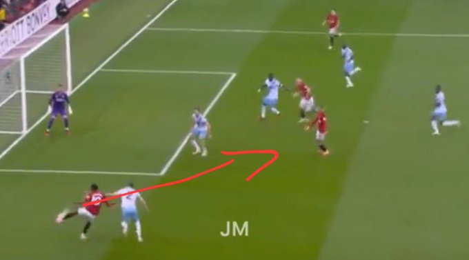 patie51's tweet photo. Rashford is costing our team 😒 https://t.co/vK6AGQe3EX