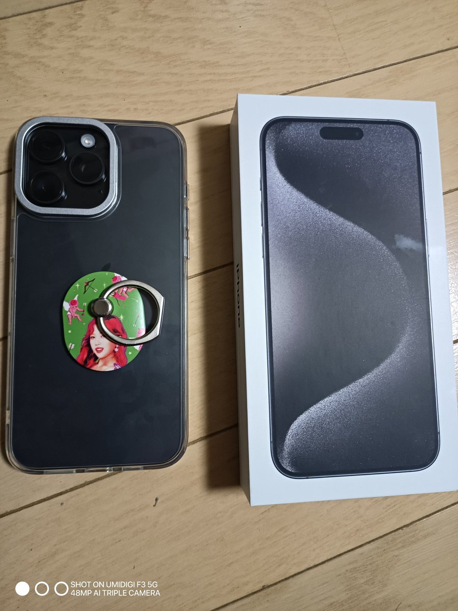 slotter_pro's tweet image. #iPhone15ProMAX512
#AndroidからiPhone
#懸賞
#iPhoneプレゼント

Androidユーザーからしたら、設定から使い方から、全てが使いにくい🤣
失敗。。。
Androidで十分かなー。
フォロワー1000人超えたらプレゼントしよっかな。
釣りと思われて感じ悪いかな？？