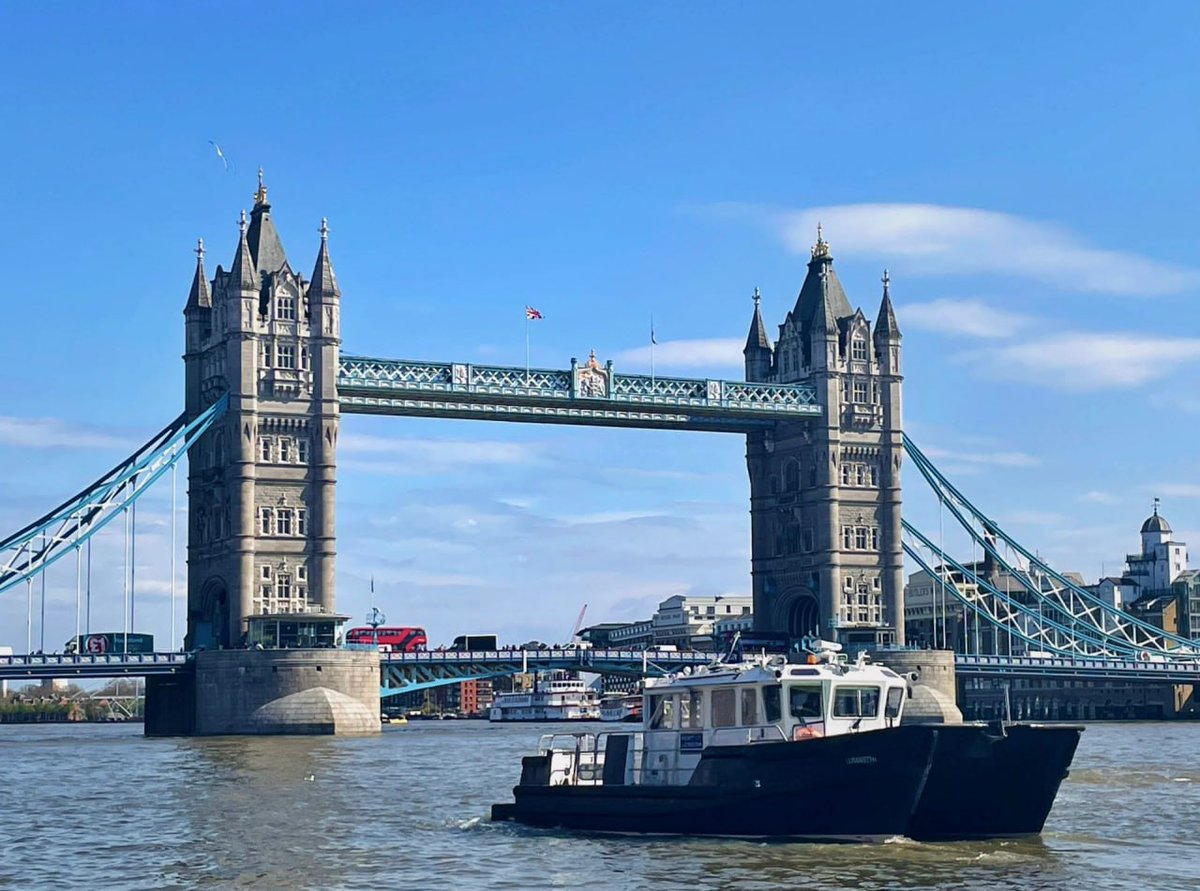 Image_Clan's tweet image. Just remember: Every cold day is one step closer to summer ☃️🤍(I was the cameraman for my friend today)📸