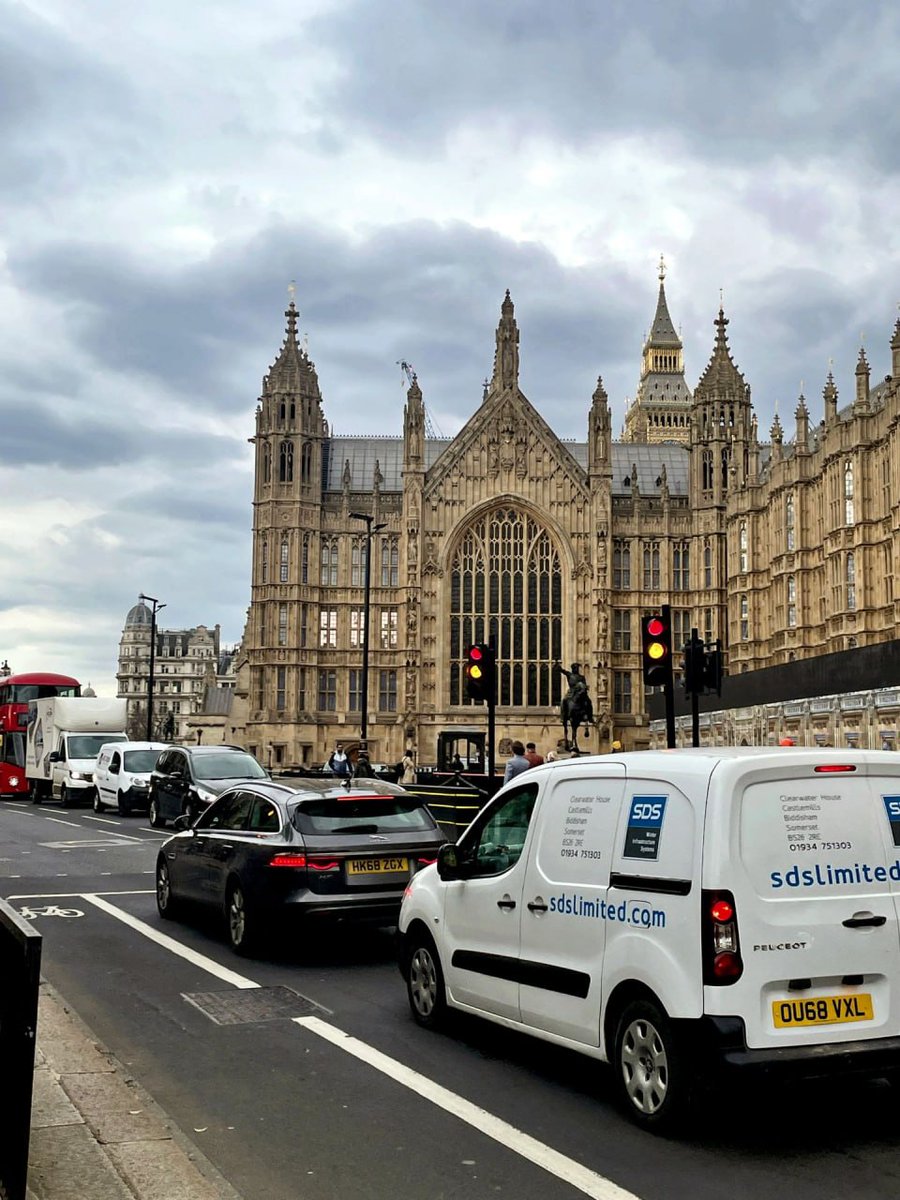 Image_Clan's tweet image. Just remember: Every cold day is one step closer to summer ☃️🤍(I was the cameraman for my friend today)📸