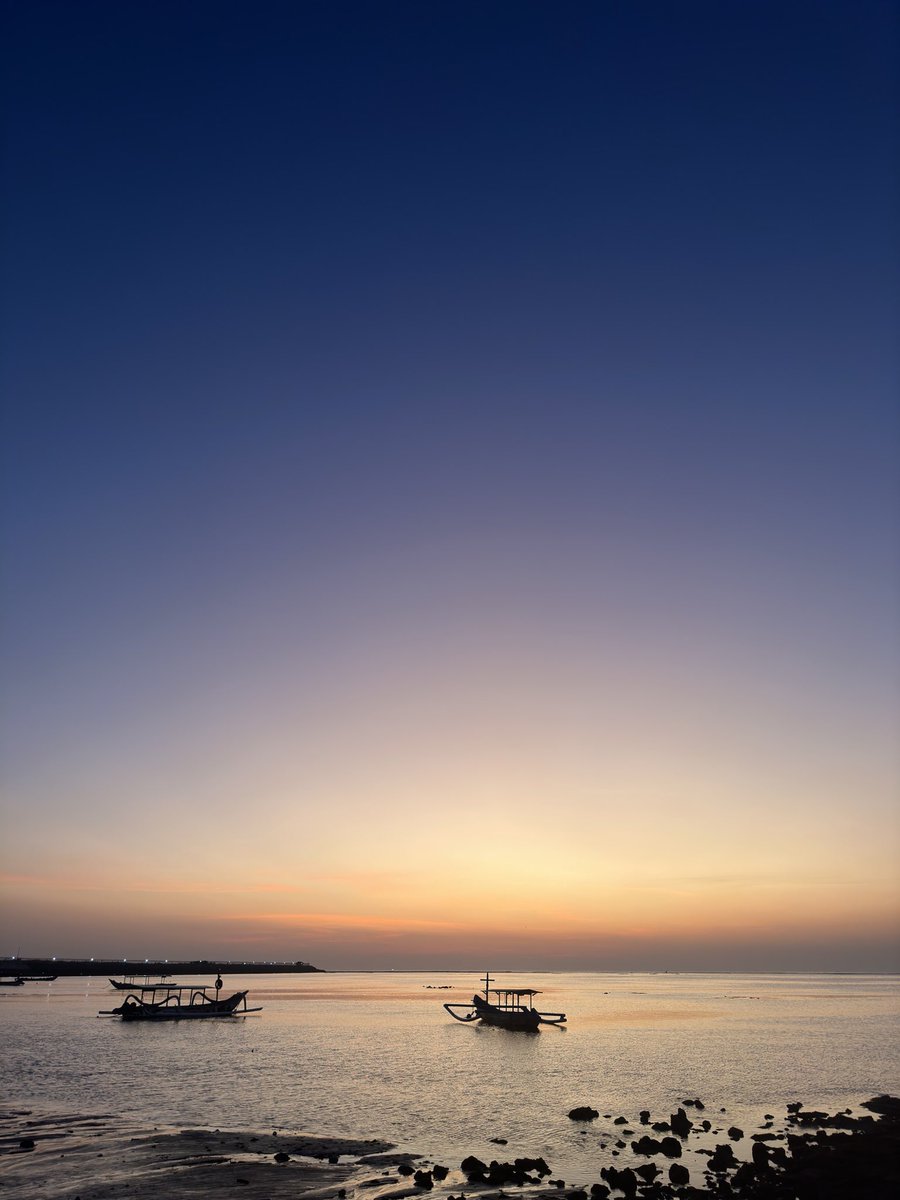 itajegegbaliid's tweet photo. Langit Bali
.
.
#Pantaijerman
#likeview
#1Oktober2023 https://t.co/wZ67ILYCK5