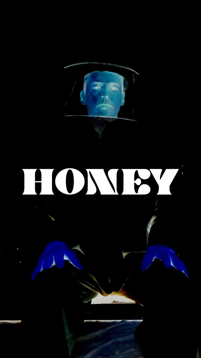 NeilCurtisNews's tweet photo. Premiere of Neil Curtis new SPECIAL: HONEY. Music written and performed by Neil Curtis. Watch it at >> https://t.co/OzlSexQYTn << #bodypainting #bodyart #neilcurtis #honey #beekeeper #music #toprate #high #money #petshopboys #u2 #KanyeWest #TaylorSwift https://t.co/viSAFIBDbe