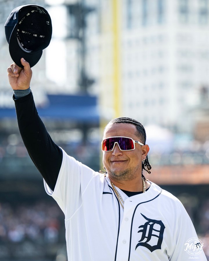Miguel Cabrera tips his cap to a sold-out Comerica Park crowd during a ceremony celebrating his career