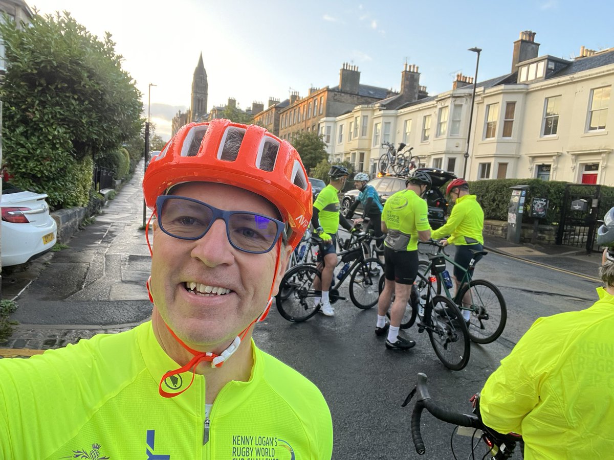 wilson_gw's tweet image. On the way from Murrayfield to Paris now and puncture before leaving Edinburgh then mechanical in the borders 🙄🤷‍♂️🤷‍♂️🤷‍♂️