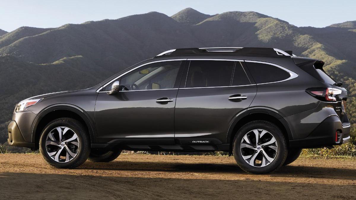 AllSubaru's tweet photo. The New Subaru Outback - A Fully-Loaded Touring XT Will Empty Your Wallet via @SubaruReport @torquenewsauto #subaru #outbackxt #subaruoutback https://t.co/2v1nZwvKO6 https://t.co/BaPTJf8dRU