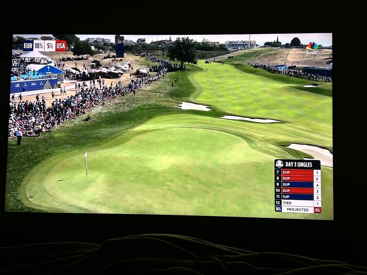 tonyhannagrayeb's tweet image. 6 am en domingo. Disfrutando el golf. Sunday 6am enjoying the golf. #ryderscup #ilovethisgame #sundaymorningolf #golf
