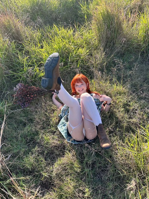 Retweet if you&rsquo;d want me as your personal redhead doll https://t.co/pMWvrB2oYW