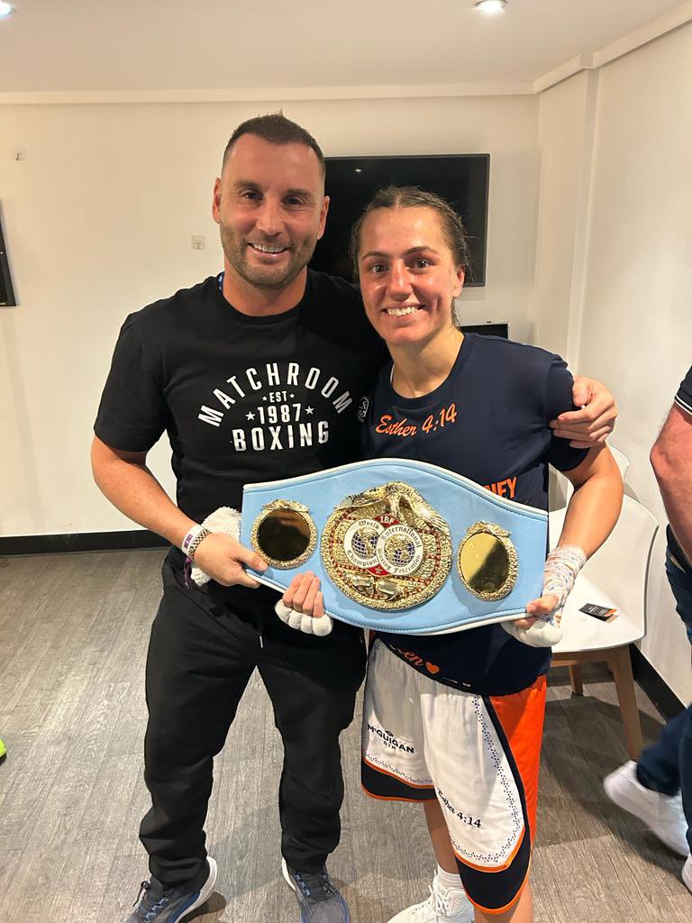 Duracell Jones tweet media