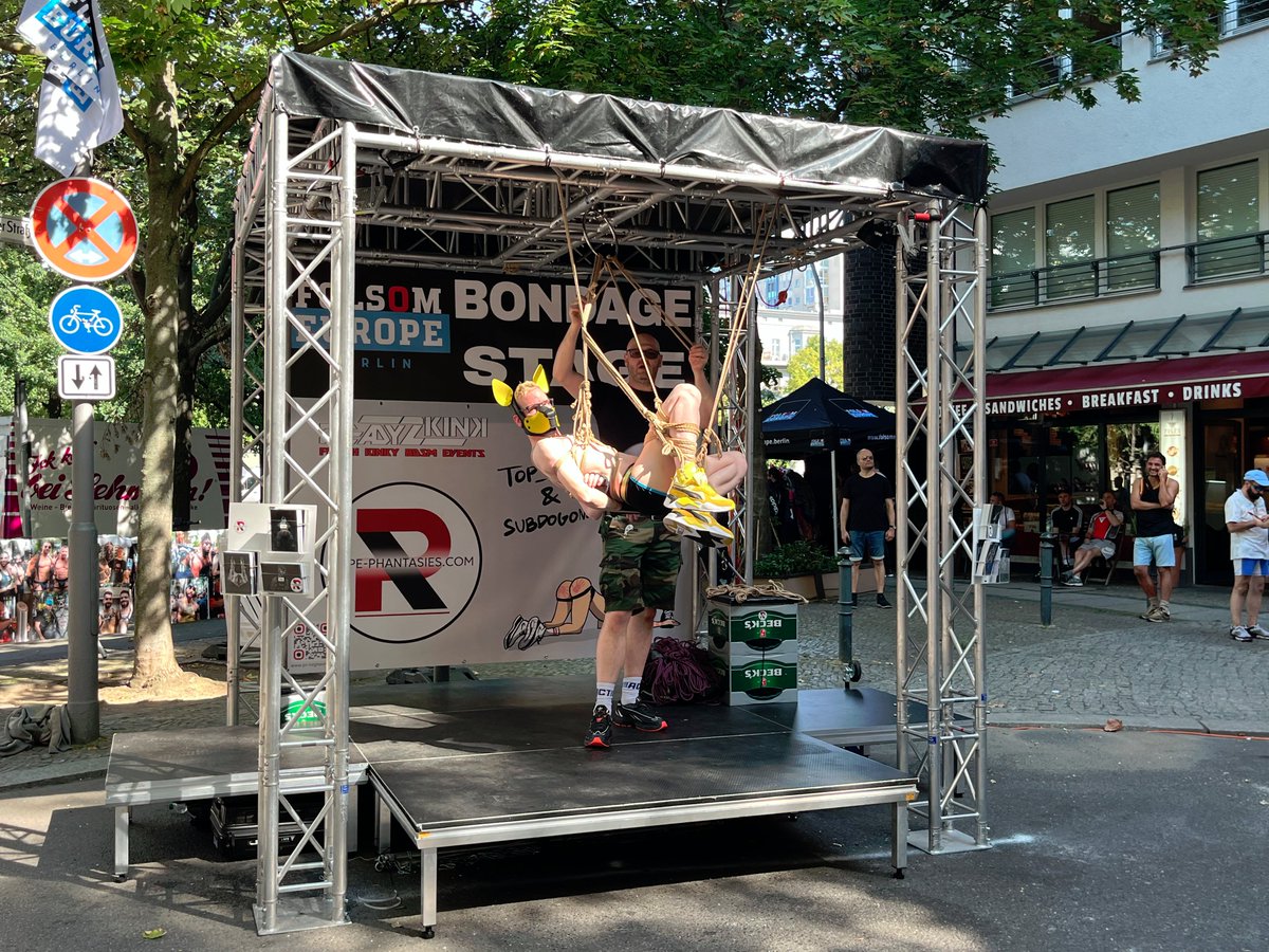 Tied up by <a href="/ThePuppeteer76/">The Puppeteer 🔜 Ready2Play</a> during #folsomberlin fair. Was super fun 🥰