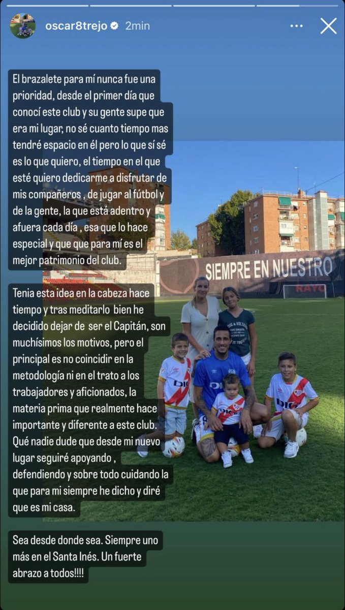 IHerraizFdez's tweet photo. ÓSCAR TREJO (@oscar8trejo) decide dejar CAPITANÍA del @RayoVallecano. El principal motivo sería: “no coincidir en la metodología ni en el trato a trabajadores y aficionados”

Una vez más los valores del CHOCOTA vuelven a estar muy por encima del fútbol. Siempre, SIEMPRE TREJO. ⚡️ https://t.co/moPsOn1bbU