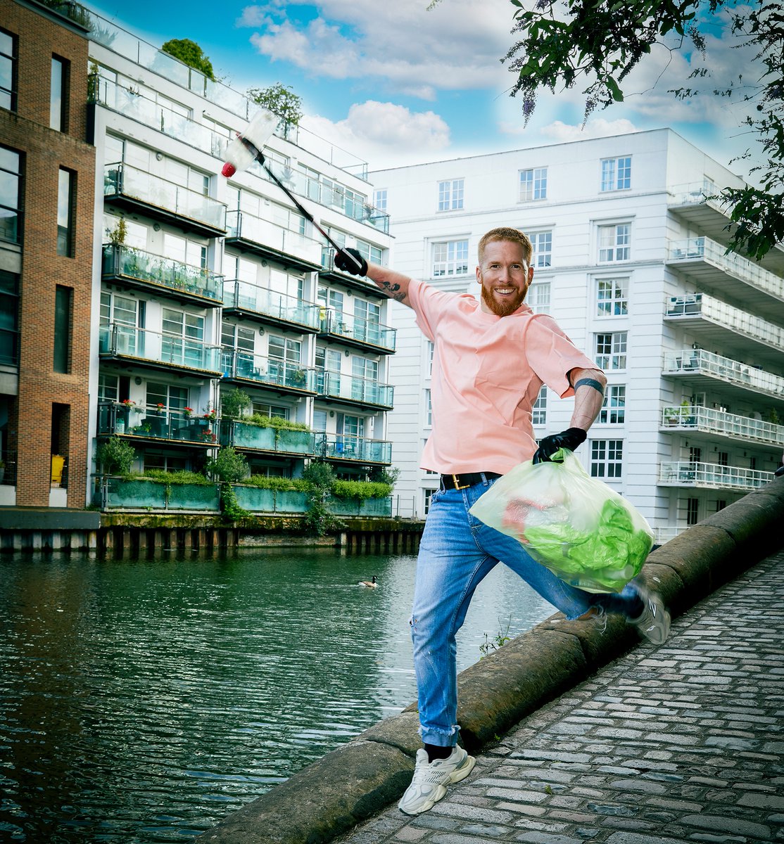 @Mr_NJones for @CanalRiverTrust 
Join  to fight plastic pollution with their #BigPlasticPickUp #Plasticschallenge