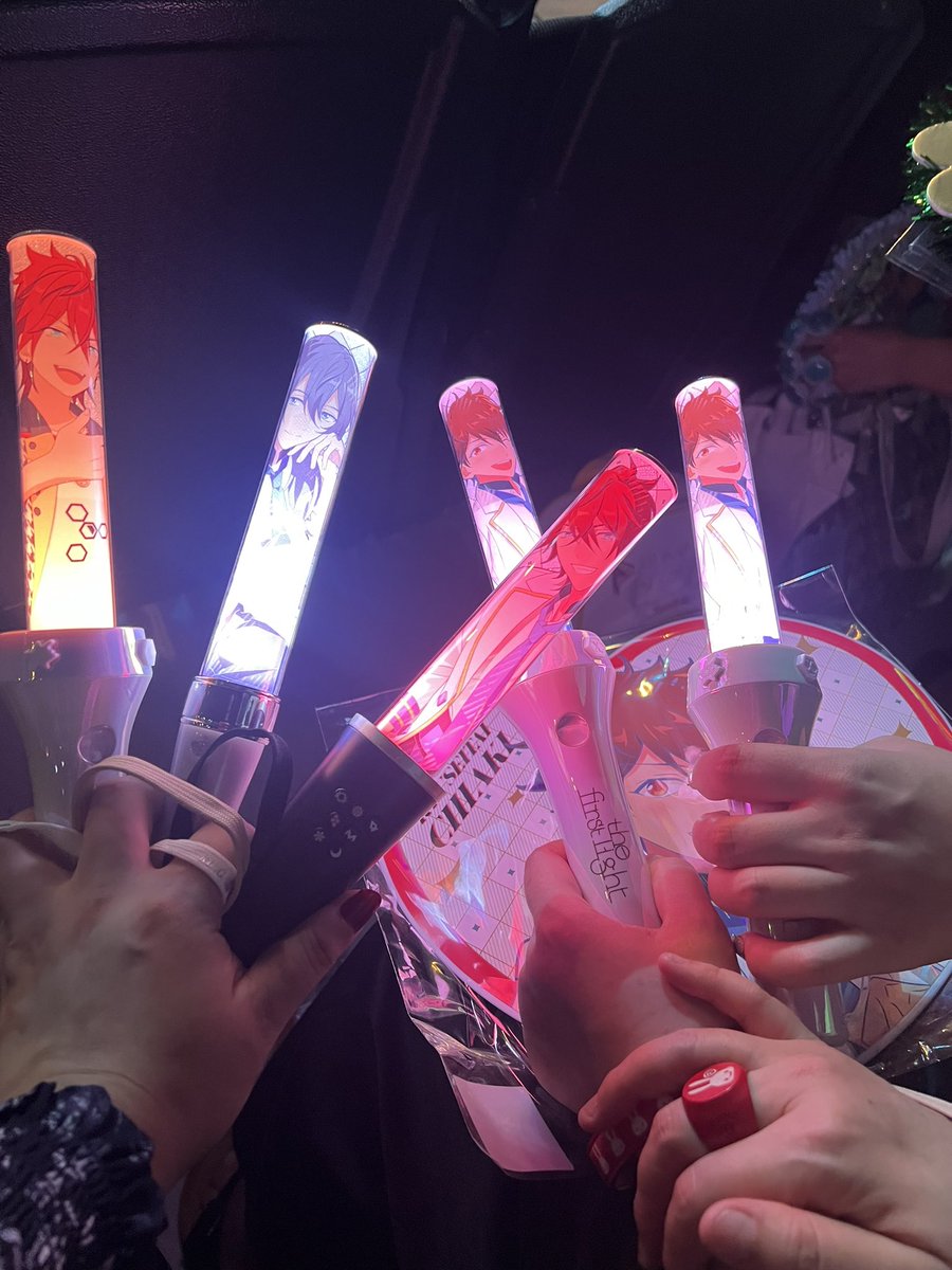 りおば tweet media