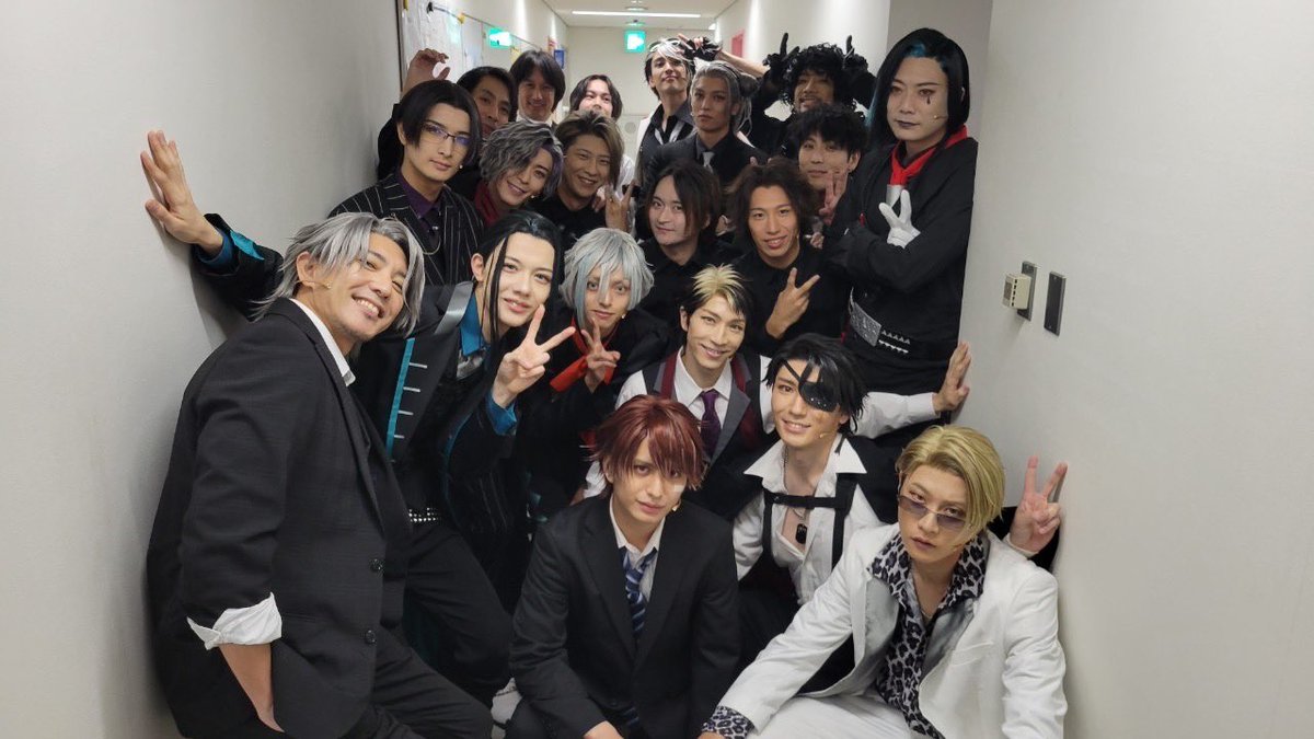 NJPW_K's tweet photo. 主演舞台「新宿羅生門」
全12公演、無事に終了致しました
ご来場頂いたお客様、友人、関係者の皆さま、ありがとうございました。

この1ヶ月半、毎日倒れそうな日々でした
自分を支えてくれたキャスト、スタッフの皆さんに頭が上がりません。

この座組、この作品に関わる皆が大好きだ。また会おう⚔️ https://t.co/0njwHkPEhB