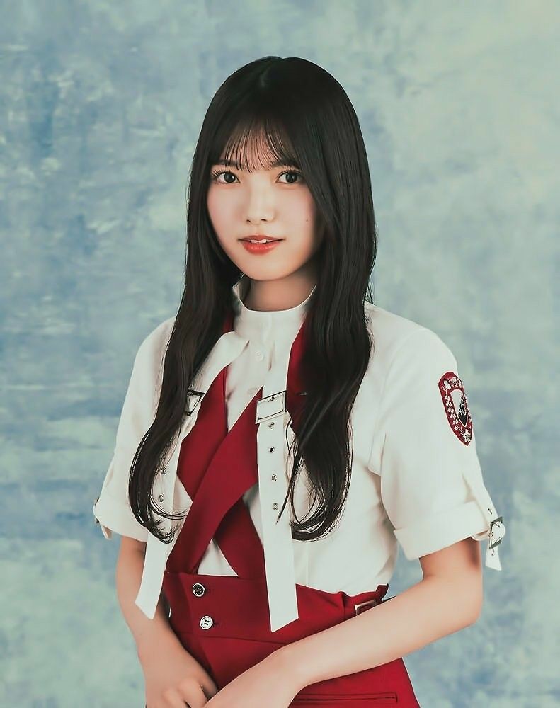 欅坂46、櫻坂46 上村莉菜 直筆サイン入りVRゴーグル r*す様 櫻坂46、欅坂46 永遠より長い一瞬 上村莉菜 直筆サイン 【公式
