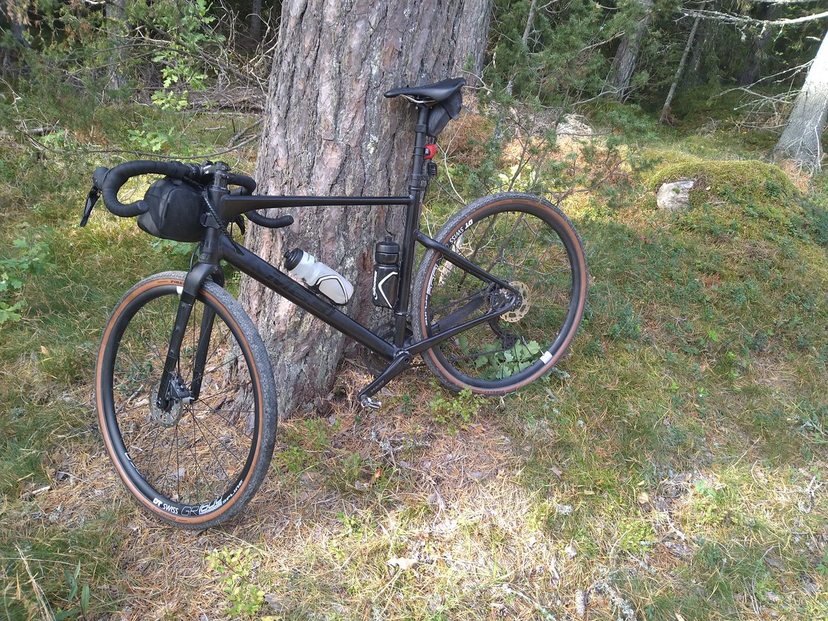 Lars_crona's tweet photo. Blev en runda idag med! Tråkig motvind bara..! #gravelride #mb31 https://t.co/OMwbV25EFp