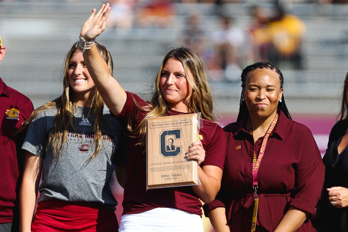 CMU Softball tweet media