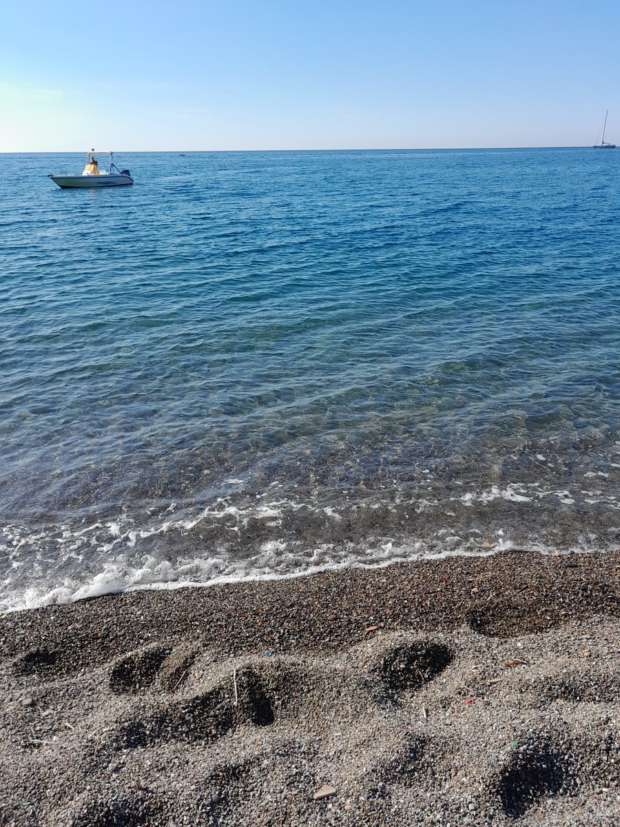 gdiscala's tweet photo. Mare di ottobre  #Maronti https://t.co/QcKZjmeNO7