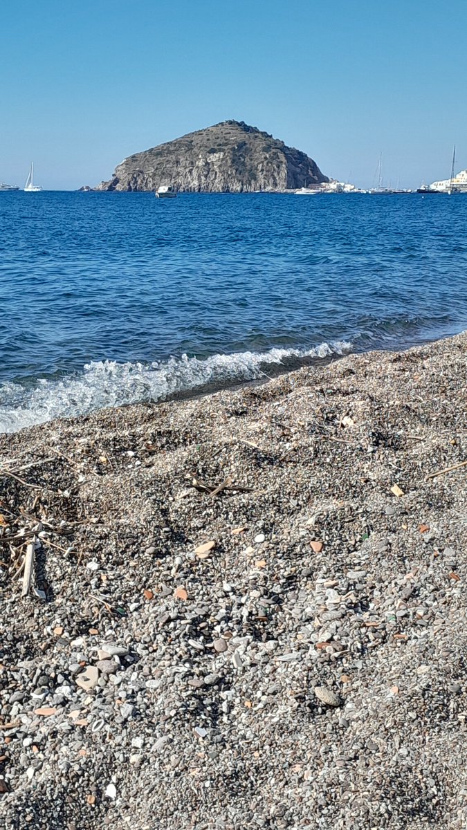 gdiscala's tweet photo. Mare di ottobre  #Maronti https://t.co/QcKZjmeNO7
