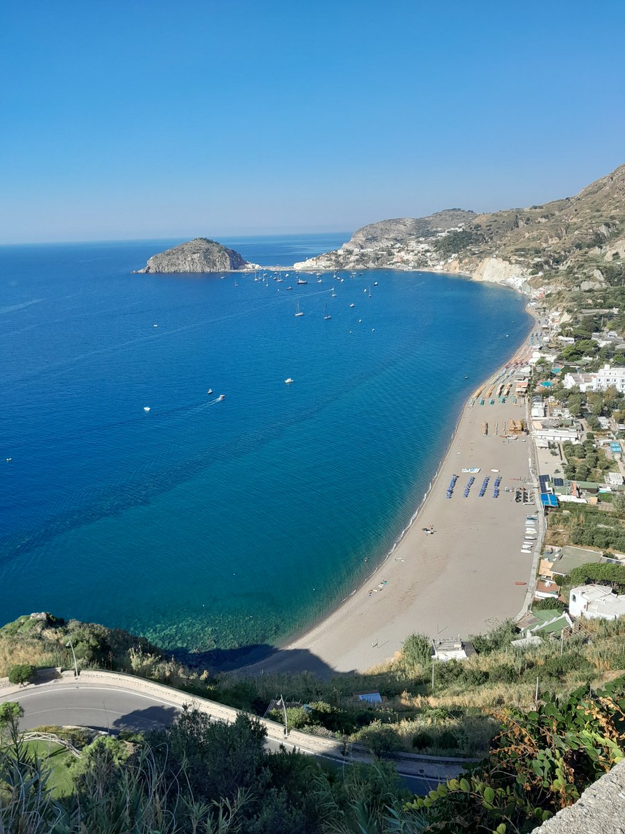gdiscala's tweet photo. Mare di ottobre  #Maronti https://t.co/QcKZjmeNO7
