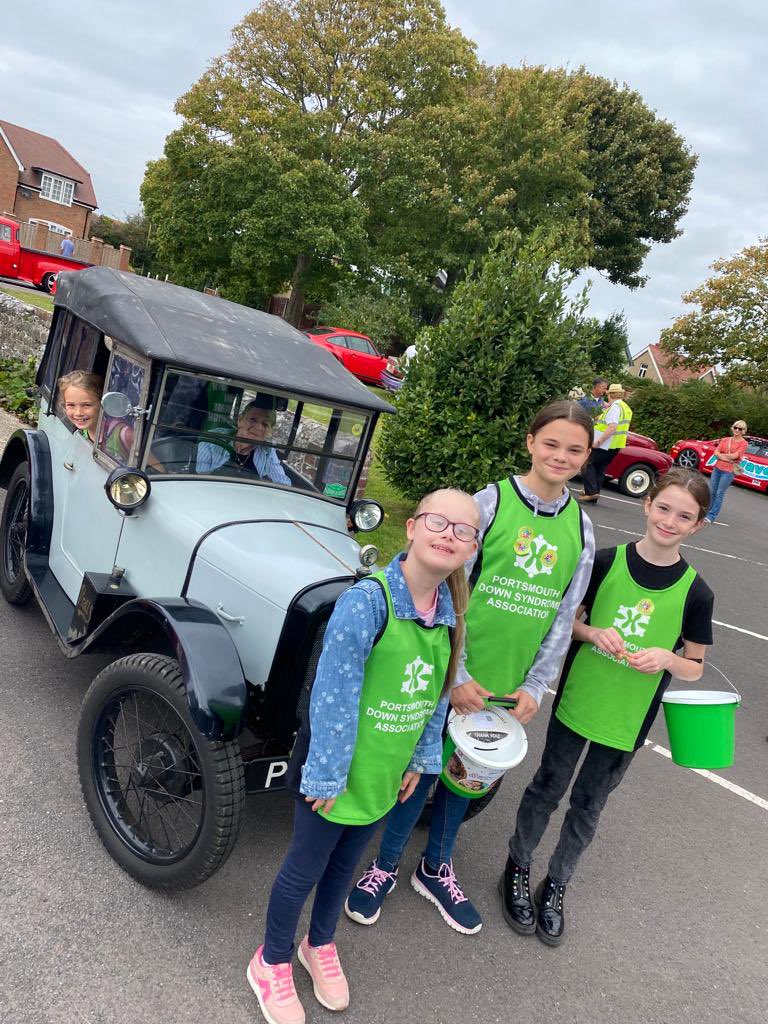 Getting revved up this morning!!! £128 raised for @PortsmouthDSA by The Hayling Legends today! Huge thanks to them for all their support and fabulous display of classic cars - see you again next month!! 💚 #portsmouthdsa #ClassicCars #community