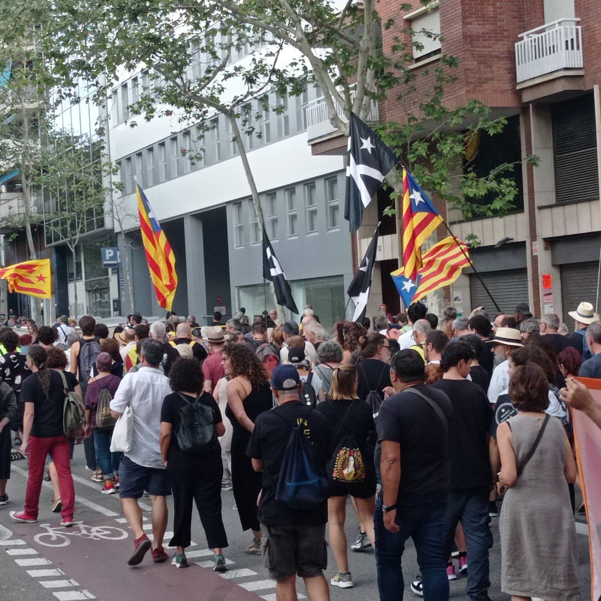 Els carrers seran sempre nostres!! ✊
#1OctContraLaRepressió #NiOblitNiPerdó