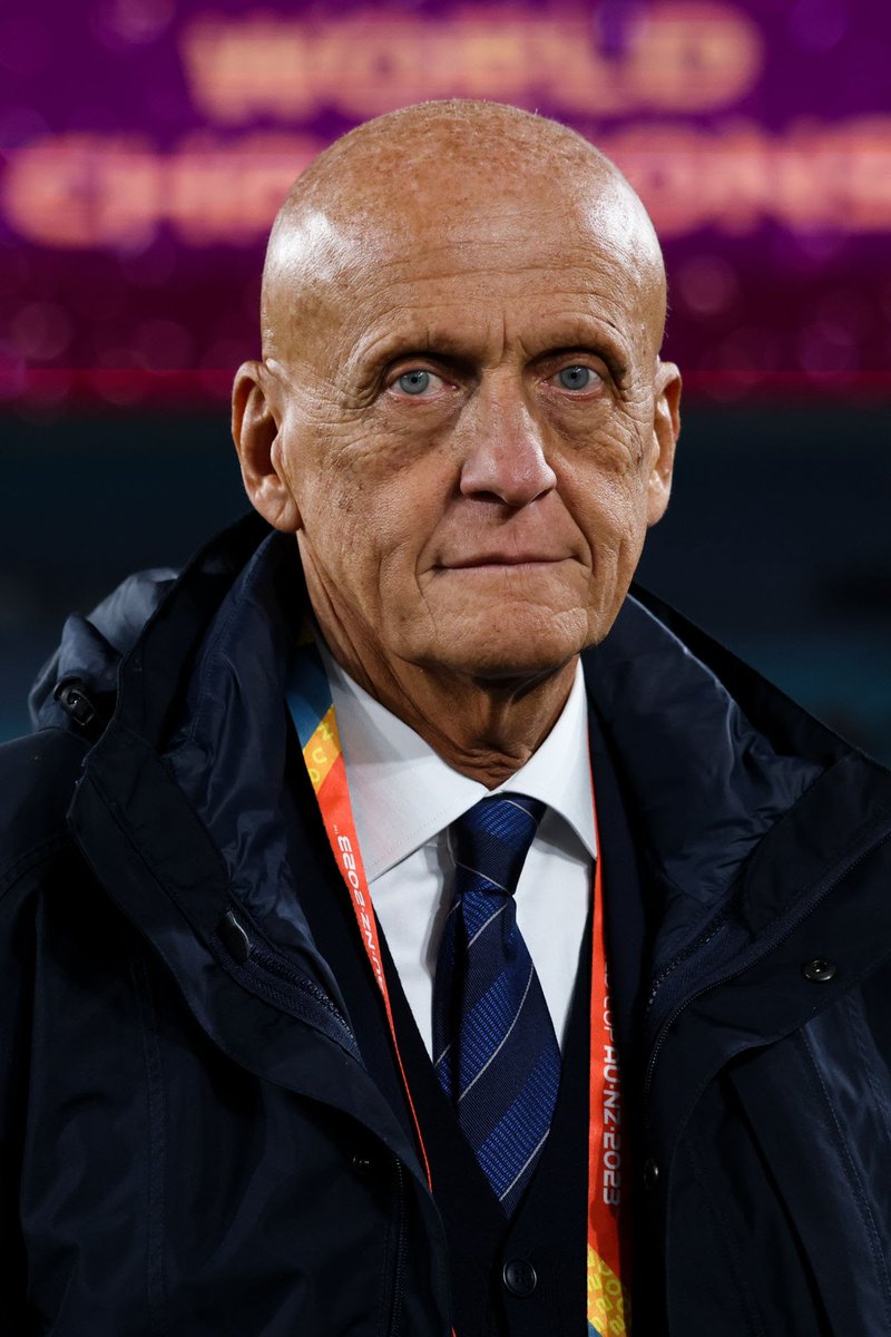 IrishLivReds's tweet photo. Sack Howard Webb and get Pierluigi Collina in as his replacement at the PGMOL. The best referee I've ever witnessed.
#pgmol #lfc #TOTLIV #EPL https://t.co/VUqehAMtgA