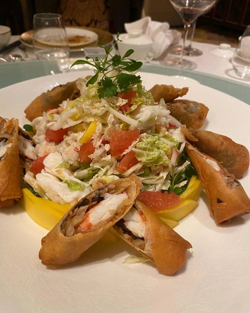 The deliciousness of cones always makes people want to stop, so I decided to ose weight.