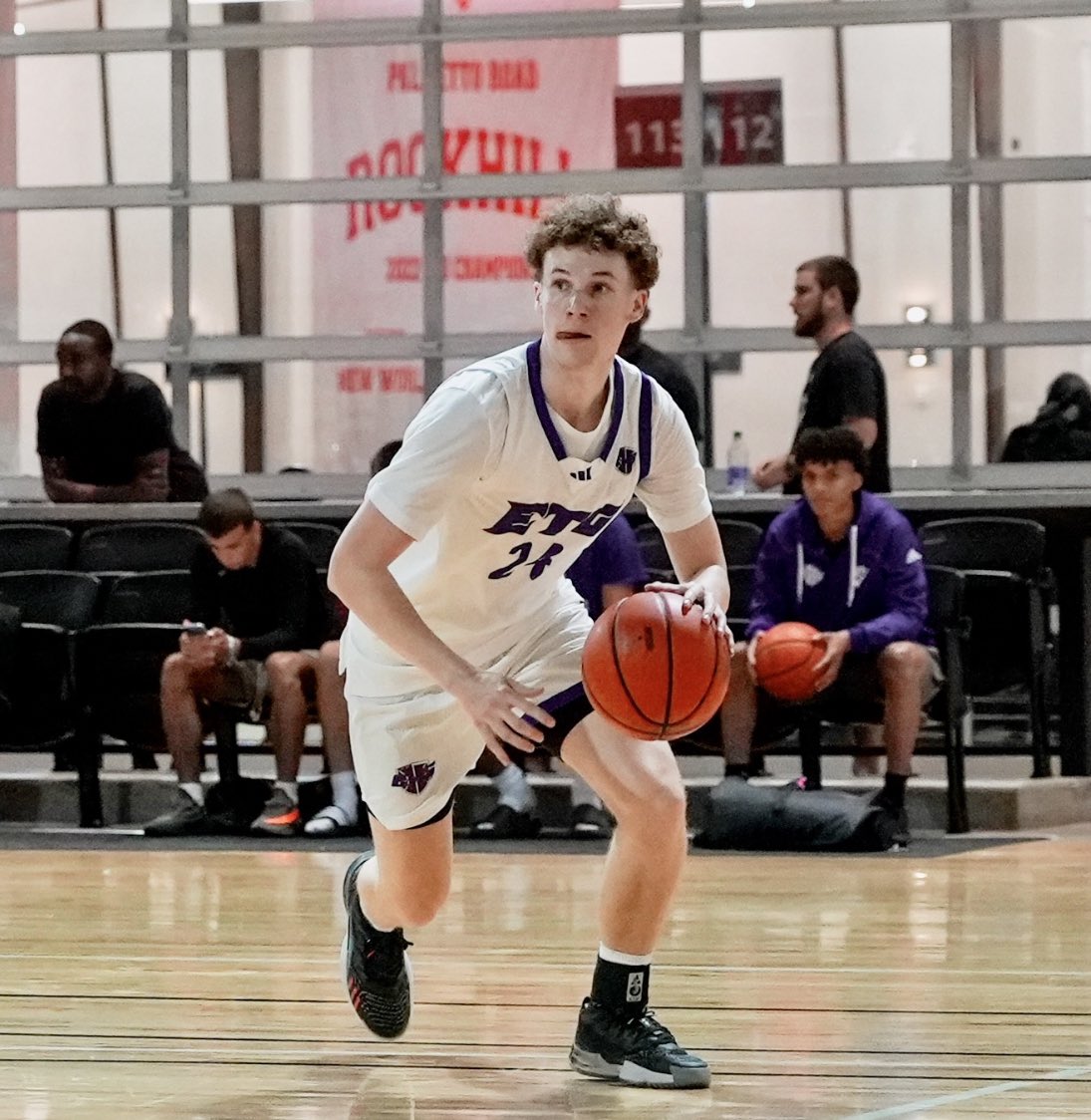 6-3 Eli Gaeth (2024) @MNHS_Basketball has picked up an offer from the University of Central Missouri! @ElijahGaeth @UCentralMO @3SSBCircuit #EverythingToGain