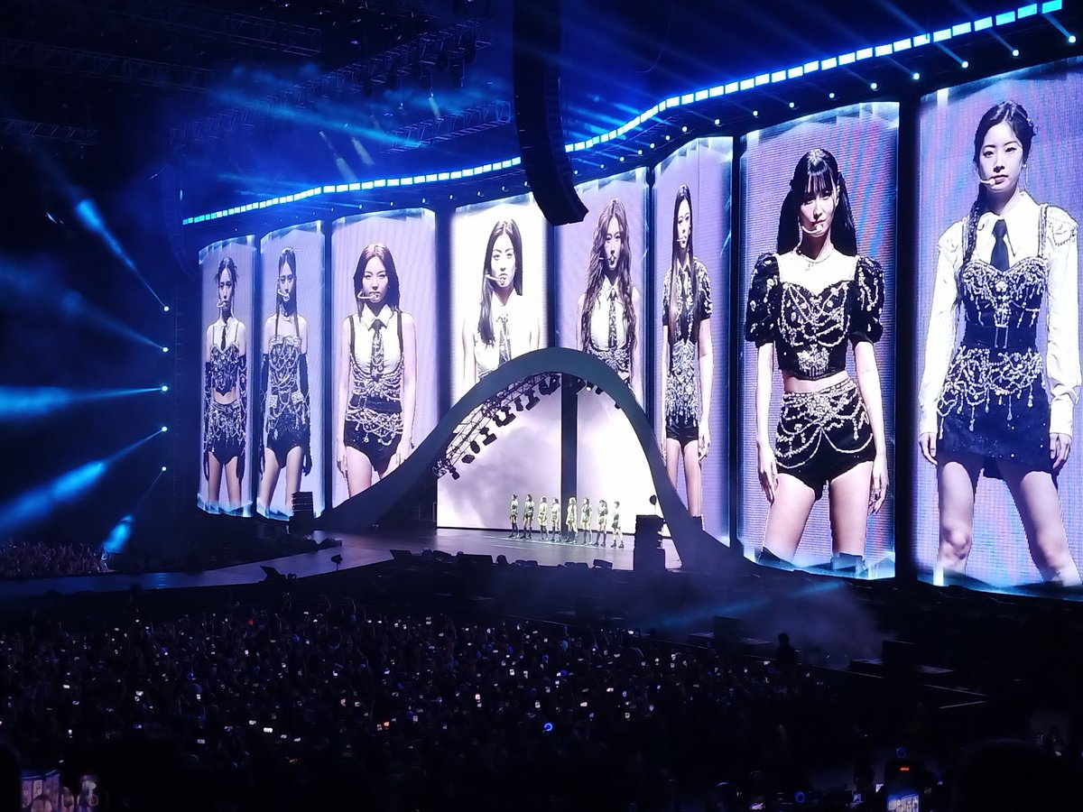 jccalanoc's tweet photo. Thank you for keeping your promise @JYPETWICE 🫶

#TWICE_5TH_WORLD_TOUR_BULACAN 
#READYTOBE_IN_BULACAN_D2 
#TWICE https://t.co/6kwkBtqVxK
