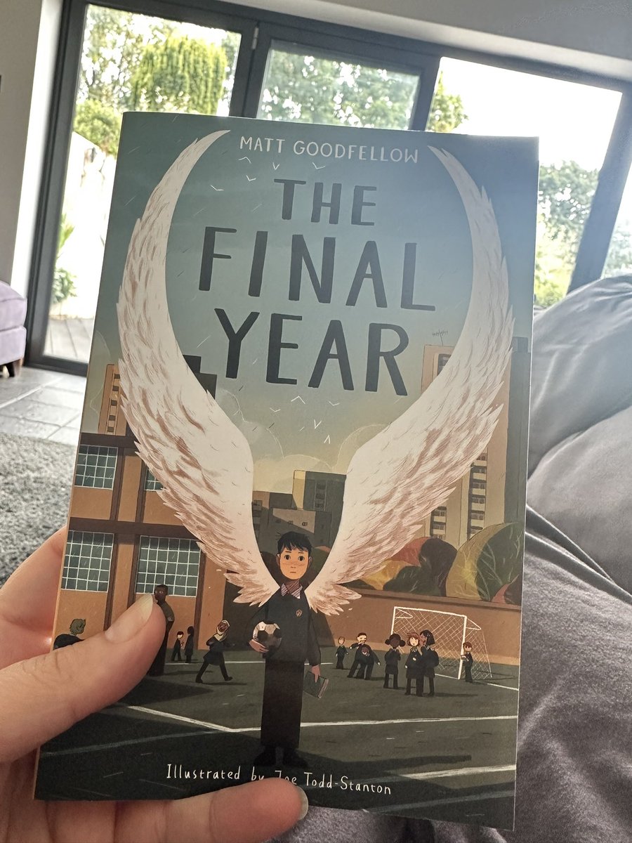 Okay so I cried my eyes out… What a book!!! So many reading teaching opportunities especially around authorial intent 🥰 @OpenUni_RfP @EarlyTrain