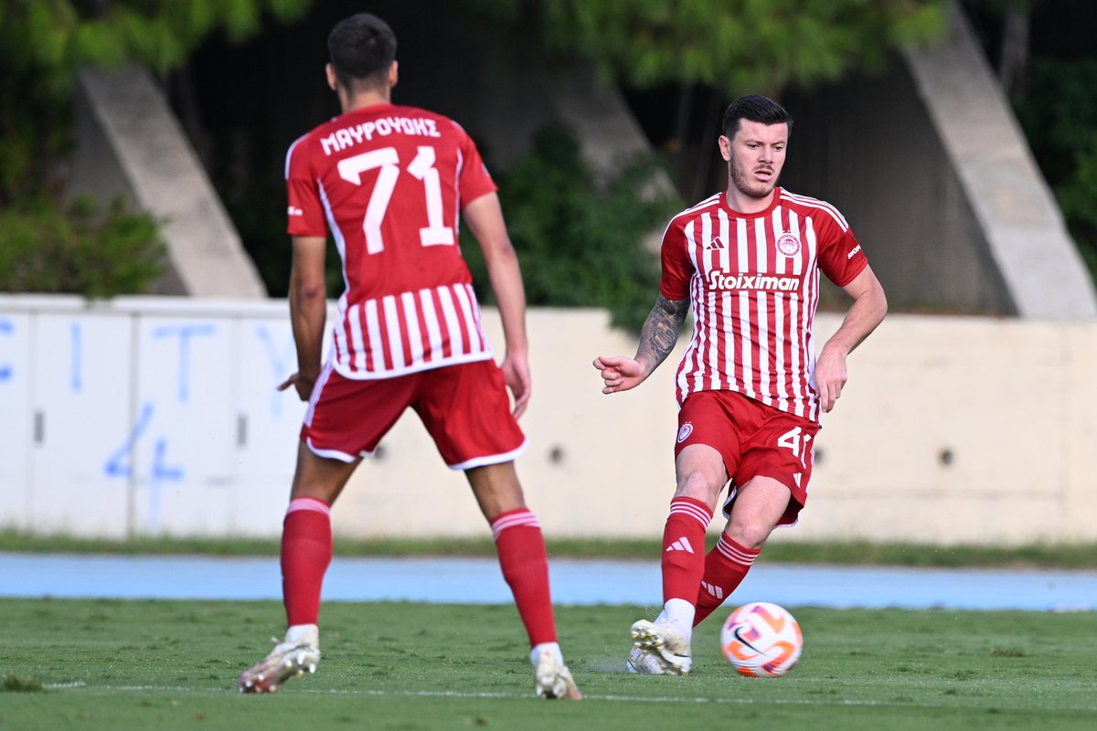 g_biancone's tweet photo. Very happy today to have some good first minutes in red and white with the B team. Not the result excepted but we learned. Now focus and ready for the next step! PAME @olympiacosfc  ⚪️🔴#GLB41 https://t.co/vEs8AXJLc2