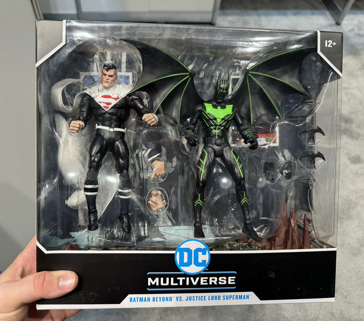 preterniadotcom's tweet photo. McFarlane Toys DC Multiverse Batman Beyond vs Justice Lord Superman. https://t.co/GKXHTSBaen