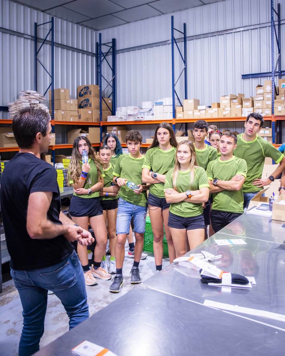 mari_gls_'s tweet photo. Un finde semana con el equipo New Gen Lurbel Team espectacular, con entrenos, charlas y visita a la fábrica de Lurbel para conocer más a fondo todo el material 🫶🏻😍 https://t.co/Rmzbhy0r0F