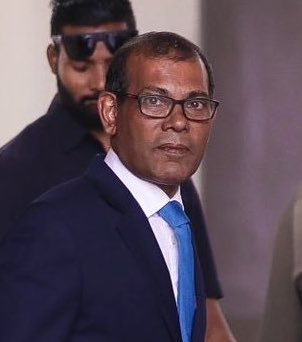 Nahyaanu's tweet photo. ޕީޕީއެމްގެ 126،000 ވޯޓު އަދި އެމްޑީޕީގެ 108،000 ވޯޓާއެކު ނަޝީދުގެ ބަރުަލަމާނީ ހުވަފެން ފެނަށް ހަދާލުން އެއީ ސައި ތައްޓެއް ގިރާ ބޯލުންހާ ފަސޭހަކަމަކަށް މިހާރު ވާނެ. 

ނަޝީދުގެ އަދަދަކީ 15،000 . 

އަހަރެމެން ތިބޭނީ މި 5 އަހަރު ޒިންމާދާރު އިދިކޮޅު ޕާޓީގެ ގޮތުގައި. 

ރައްޔިތުން ދިން 5 އަހަރު އަންބުރާ އަތުލާނީވެސް ރައްޔިތުން 

ކެނެރީގޭ ނަޝީދުއެއް ނޫން .