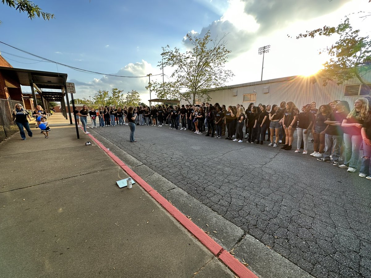 Haynes Bridge Chorus tweet media