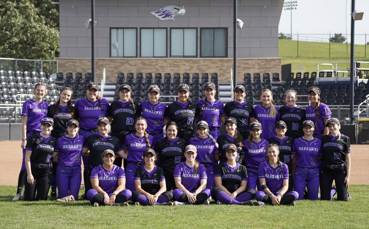 Such a great day yesterday at our Black vs Purple game!!  🥎💜🖤🥎  Excited to see this group on the field this spring!  HAWKS YEAH!