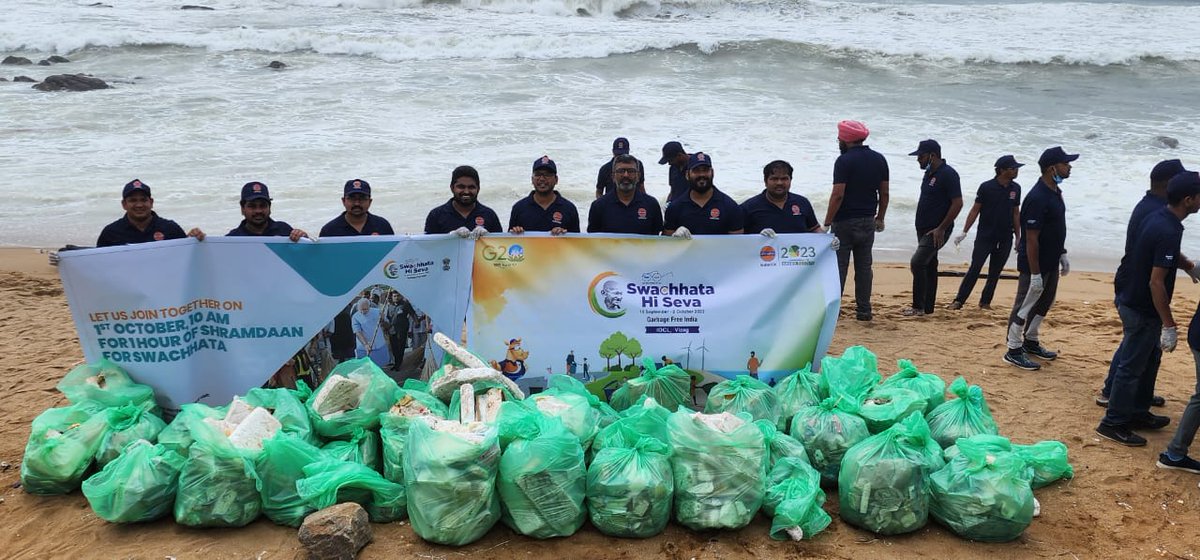Inspired by Prime Minister’s call for “Swachaata Hi Seva” campaign, Indian Oil Corporation Limited (IOCL), Visakha Divisional participated in #shramadaan for Swachaata cleanliness drive in IOCL retail outlets under Vishaka Division and cleaning of Rama Krishna beach, Vizag.
