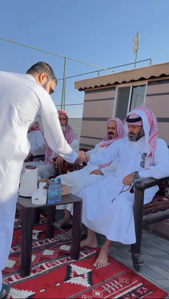 جانب من مشاركة جمعية الدعوة والإرشاد بمحافظة #العقيق في #اليوم_العالمي_لكبار_السن وبالشراكة مع 
جمعية <a href="/ikramalbaha/">الجمعية الخيرية لاكرام المسنين بالباحة | إكرام</a>
جمعية <a href="/taatuf/">جمعية تعاطف الخيرية بمنطقة الباحة</a>
جمعية <a href="/quran_aqiq/">جمعية تبيان لتحفيظ القرآن بالعقيق</a> 
جمعية <a href="/Tnmih205/">جمعية التنمية الأهلية بالعقيق</a> 
متحف <a href="/saudi_museum/">متحف أ/سعيد بن ناصر -واجهة الأصالة-</a> 
<a href="/AQIQ2030/">المركز الإعلامي بالعقيق</a> 
ولجنة المبادرات والبرامج بالعقيق.

#تقديرهم_واجب