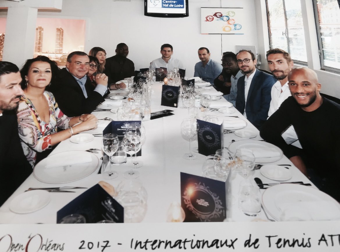 #CO’MetOrléansOpen2o23 #LastDay 🎾

Quand autour de cette table d’élus et de sportifs ns échangions, au palais ds sports d’Orléans en 2017, quant à l’avenir de l’Open d’Orléans dans les murs d’un CO’Met dont la première pierre fut posée en 2019 ! 
Vision, réalisation, émotions ⭐️