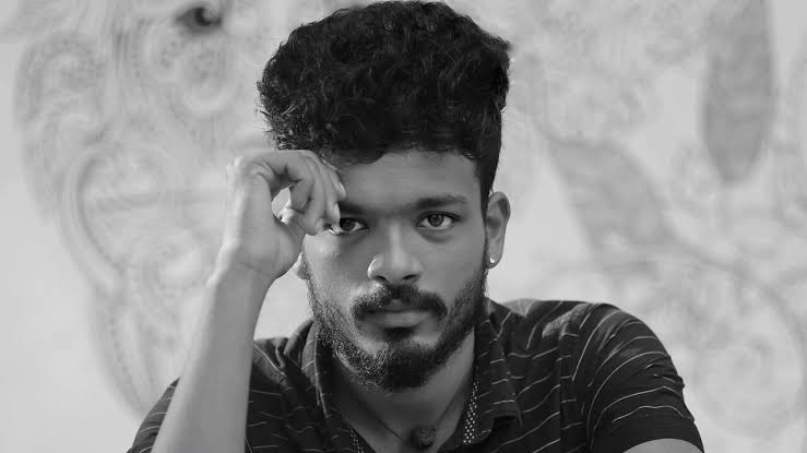 ungalsanam's tweet photo. 'Enna nadanthaalum parthukulam!'
Good attitude. Interesting talent. 
#rappernixen #contestant5
#biggbosstamil7
#BBTamilSeason7 @LittletalksYt @disneyplusHSTam @vijaytelevision #vimarsanam https://t.co/TWJFs3waDJ