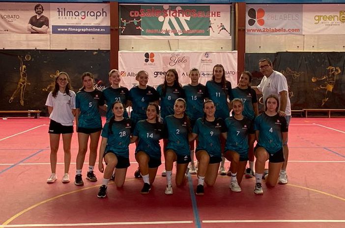 mrdosuna's tweet photo. Finde completado! 
Amistosos vs @CBmMNTorrevieja @balonmanopetrer; tarde de 🤾🏽‍♂️ gracias @bmbenidorm @AlejandroCutand donde nuestros pequeños @salesianosELX vieron el partidos vs @BmHuesca .
Unos ilicitanos en @ASOBAL 
@Jfnolmeng @PepeOliver8, @Chaarlyy_21 @IanMoyaa @ Pablo Agullo https://t.co/eTpWzs9zsB