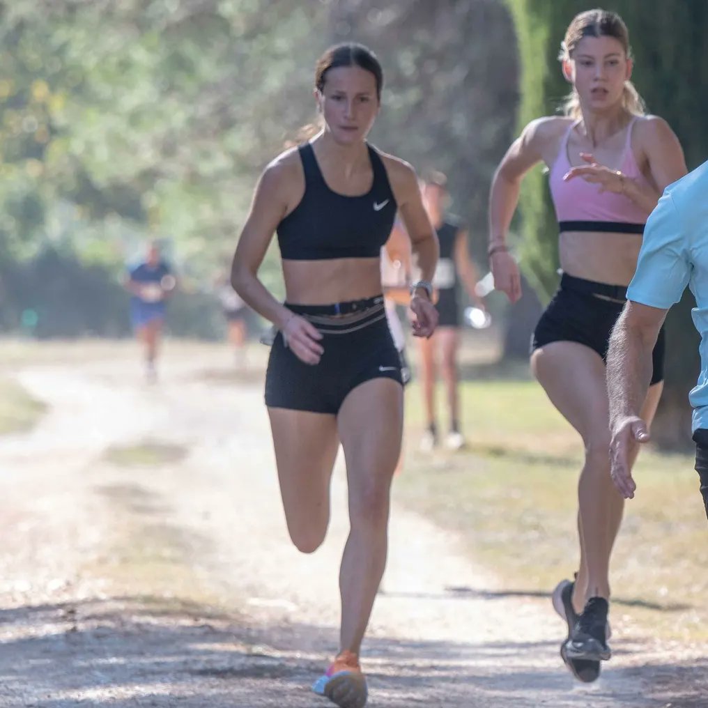 ViktorLazaric's tweet photo. 3.Memorijal Ivana Todorića
30.9.2023. Valbandon
2200m žene
1.mjesto
Nina Lazarić
8:15 Pace (3:44)
@nina_lazaric
#pula #running #sport #atletika #istra #trcanje #akistra
#sprint #juniorke #valbandon #policija #police #follow #humanitarian #humanitarnautrka #puistarska https://t.co/4OlEfdKibK