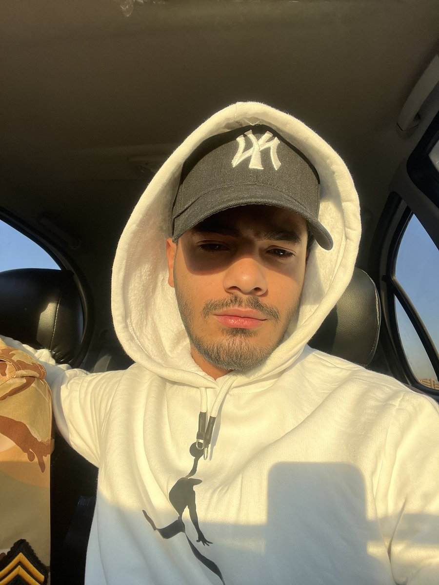 JavadKeshavarrz's tweet image. سان کیس باشه ؟ 🧸🤍✨