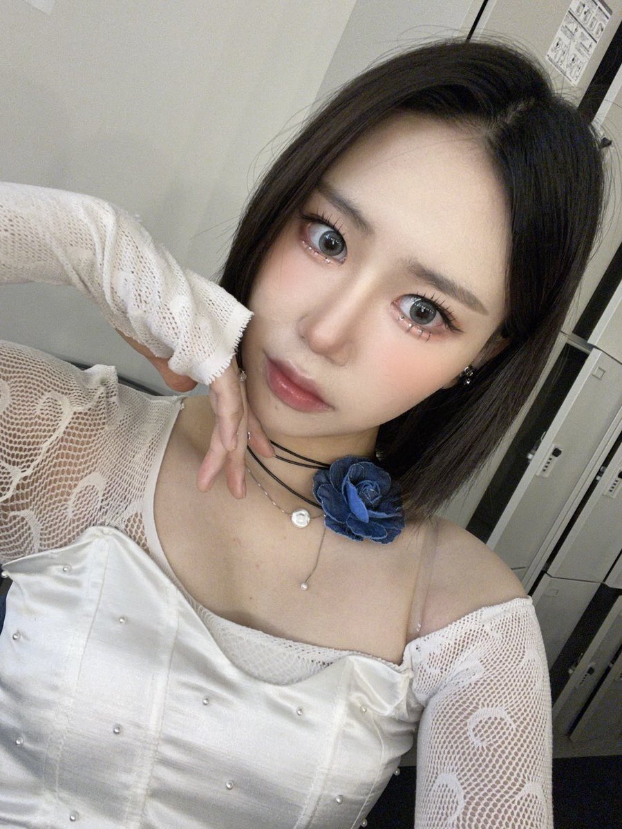 Lapillus_twt's tweet photo. 🤍🤍🤍🤍✨

#Lapillus #라필루스 #Bessie #베시 https://t.co/mm0HbvifcC