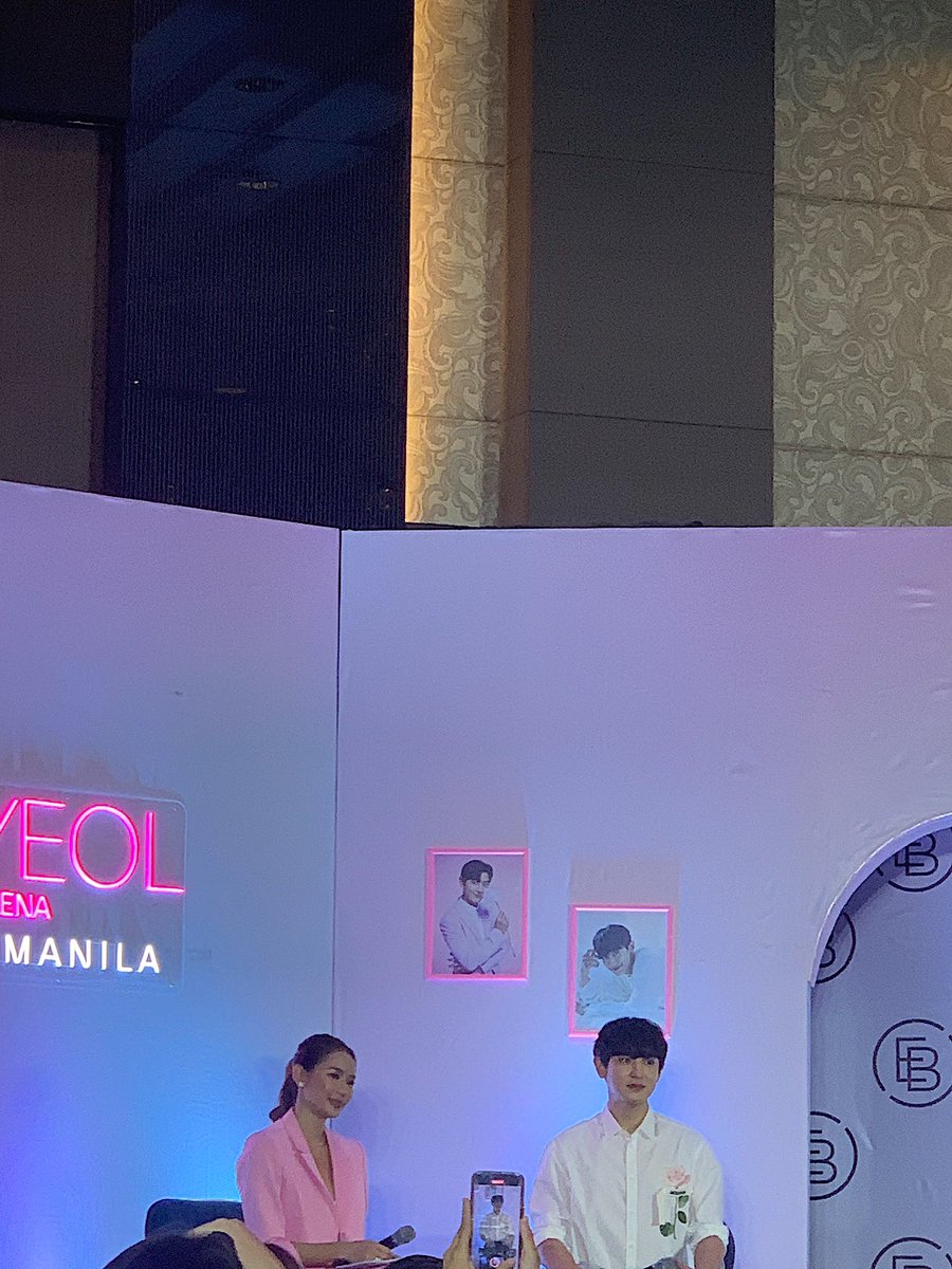 Siyeeeeel's tweet photo. Yeollie,bakit ang gwapo? 🫶🏻🥰 #ChanyeolForEverBilena #CHANYEOL #EXOL https://t.co/pRvgR5OEBT