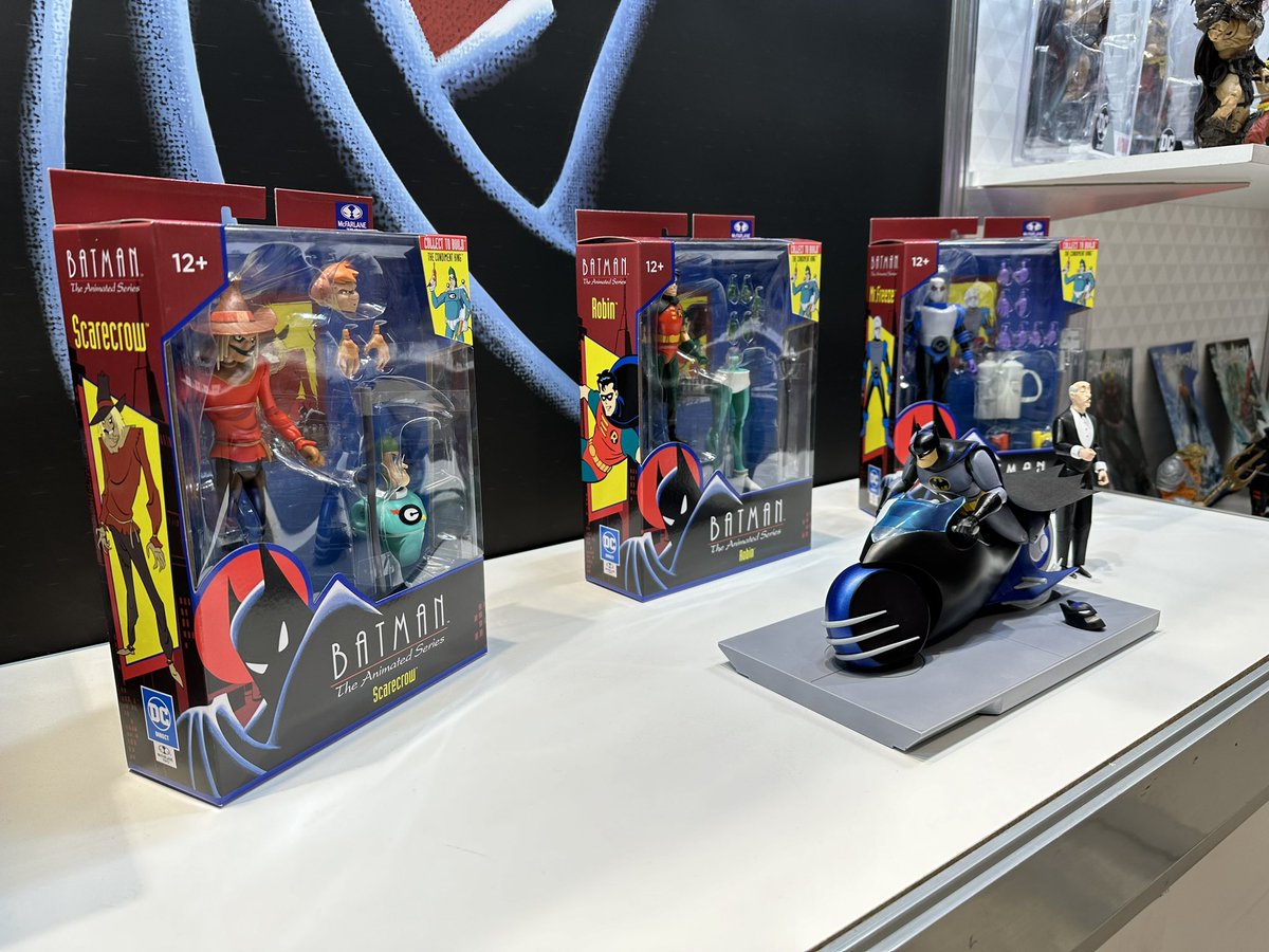 Todd_McFarlane's tweet photo. How COOL are these!? @mcfarlanetoys https://t.co/8G0fcF3wPv