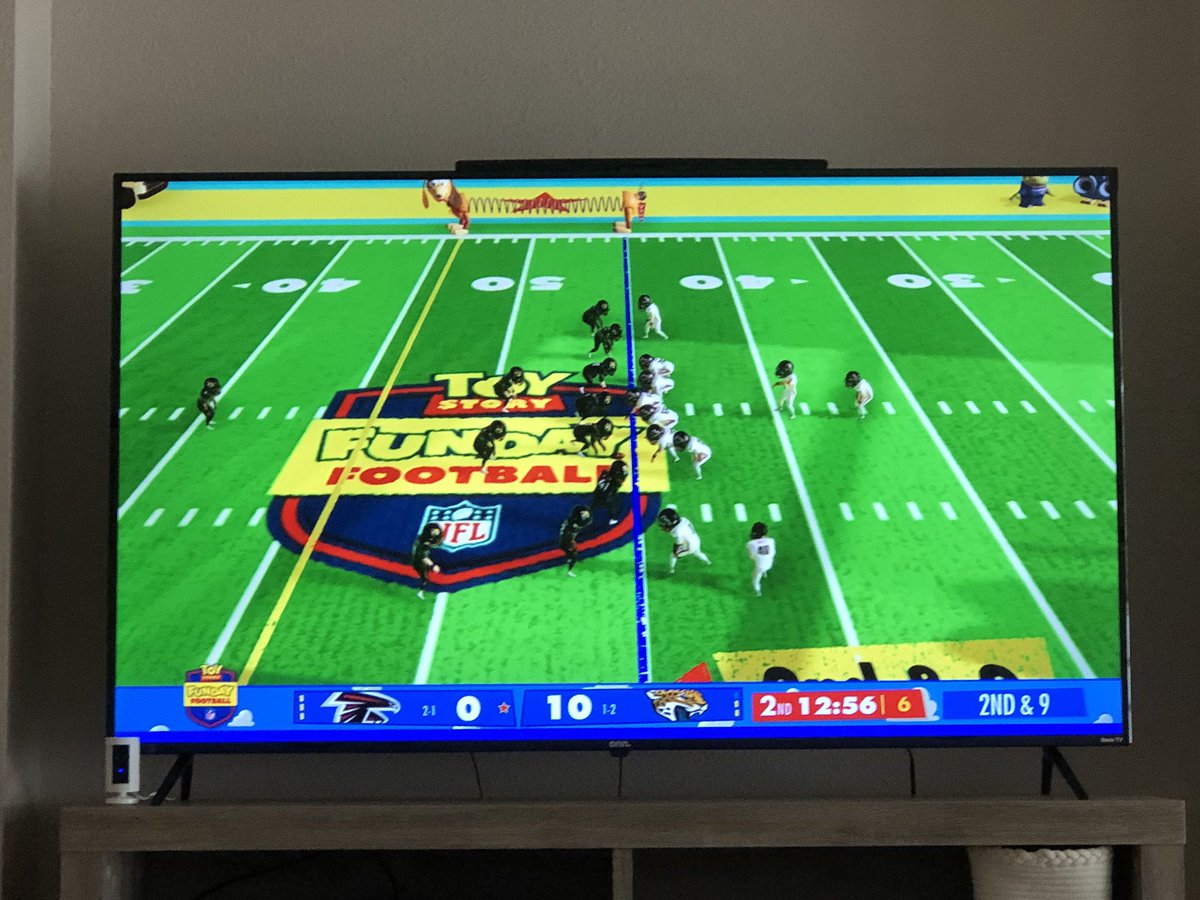 AlledracS's tweet photo. We’re watching @espn’s Toy Story Funday Football! It’s an amazing feat of integrating live information into animation! #toystory https://t.co/ZXvP0mOtqN